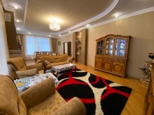 Şüvəlanda dənizə yaxın tam əşyalı villa satılır, -8