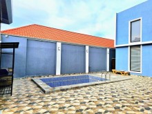 Binə mərkəzdə prestijli ərazidə 5 otaqlı həyət evi satılır, -4