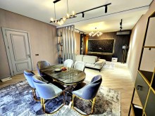 Binə mərkəzdə prestijli ərazidə 5 otaqlı həyət evi satılır, -6