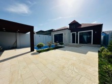 Mərdəkan  Qala yolunda Araz supermarket yaxınlığında yeni ev satılır, -5