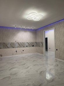 Novxanı bağlarında dənizə yaxın modern ev satılır. Akvaparkdan Diana restoranı istiqamətində, -12
