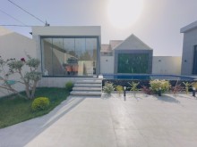 Mərdəkanda Merlin gözəllik salonunun arxasında villa satılır, -3