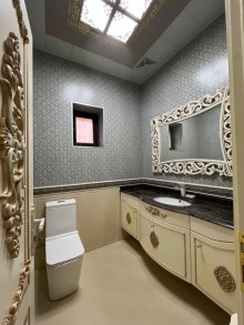 Bakıxanov qəsəbəsində (Razin) yeni 2 mərtəbəli villa satılır, -14