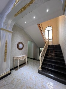 Bakıxanov qəsəbəsində (Razin) yeni 2 mərtəbəli villa satılır, -20