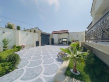 Mərdəkanda Toskana üslubunda inşa edilmiş 1 mərtəbəli villa satılır, -6