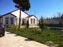 Şüvələn qəsəbəsi ziyaratgah yaxınlığında villa satılır, -3