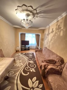 satilir-3-otaq-kohne-tikili-baki-bineqedi-9-cu-mikrorayon-nesimi-13-1750957404