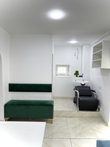 9-cu mikrorayon Sale Commercial Property, -2