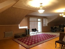 Bakıxanov qəsəbəsində villa ev satılır, -8