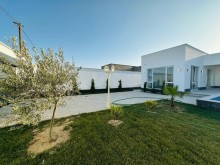 v-baku-v-sadovom-massive-mayak-poselok-shuvelyan-prodaetsya-chastnyj-dom-42428-s