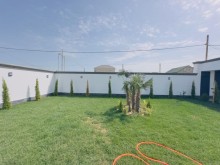 Bakıda fərdi həyət evləri massivi sayılan Şüvəlan qəsəbəsində modern ev satılır, -4