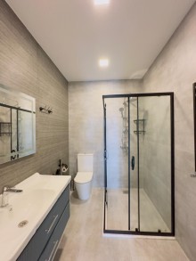 Bakıda fərdi həyət evləri massivi sayılan Şüvəlan qəsəbəsində modern ev satılır, -20