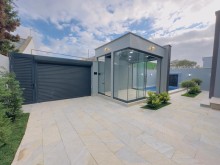 Mərdəkanda yeni 1 mərtəbəli ev satılır. 3 sot torpaq sahəsi, -2