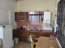 Şüvəlan qəsəbəsində, tam yaşayış məntəqəsində Həyət evi, -15