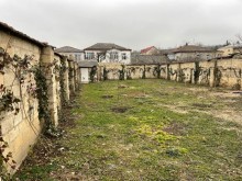 В центре Кубы, на проспекте Г. Алиева, продаётся двухэтажный дом, -18