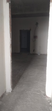 Satılır Yeni Tikili  Bayıl Bayraq Meydanında, -15