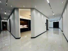 Şüvəlanın elit məhəlləsində 7.2 sot torpaq sahəsində inşa edilmiş modern villa satılır, -15